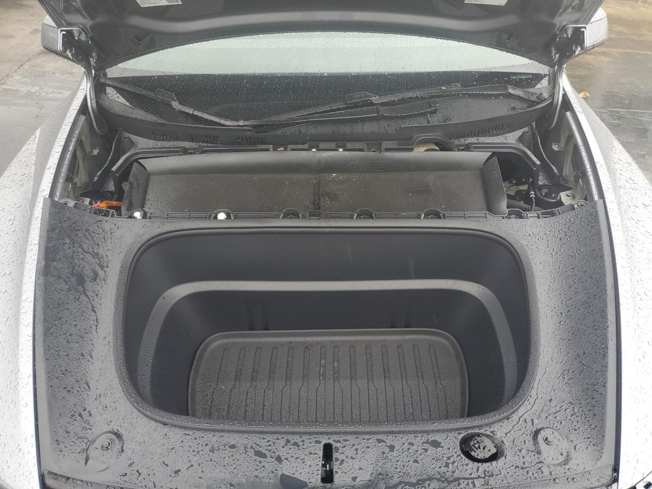 2026 Tesla Model Y VIN: 7SAYGDED3TF391378 Lot: 85893135