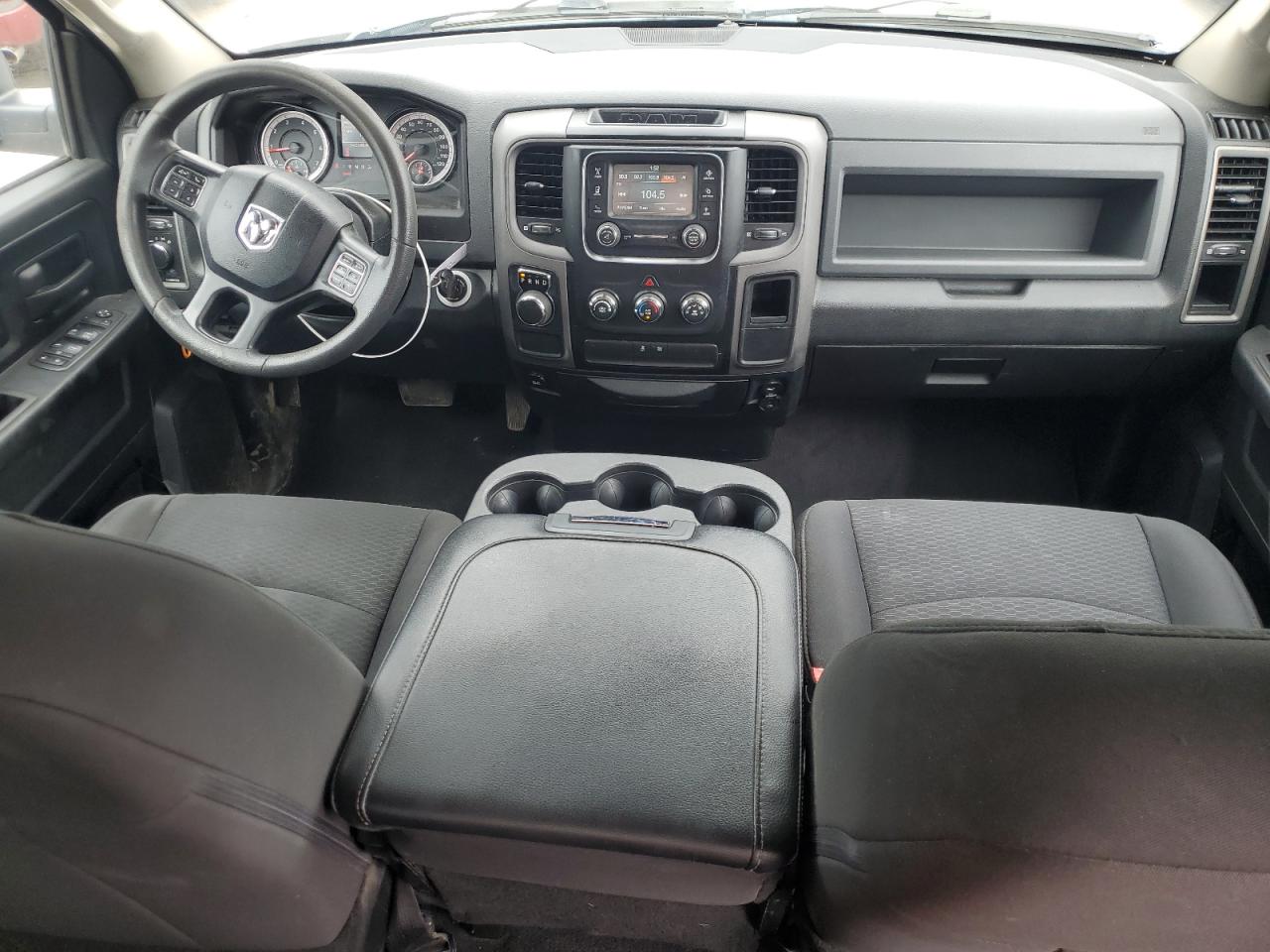 2018 Ram 1500 St VIN: 1C6RR6FT3JS317964 Lot: 85601635