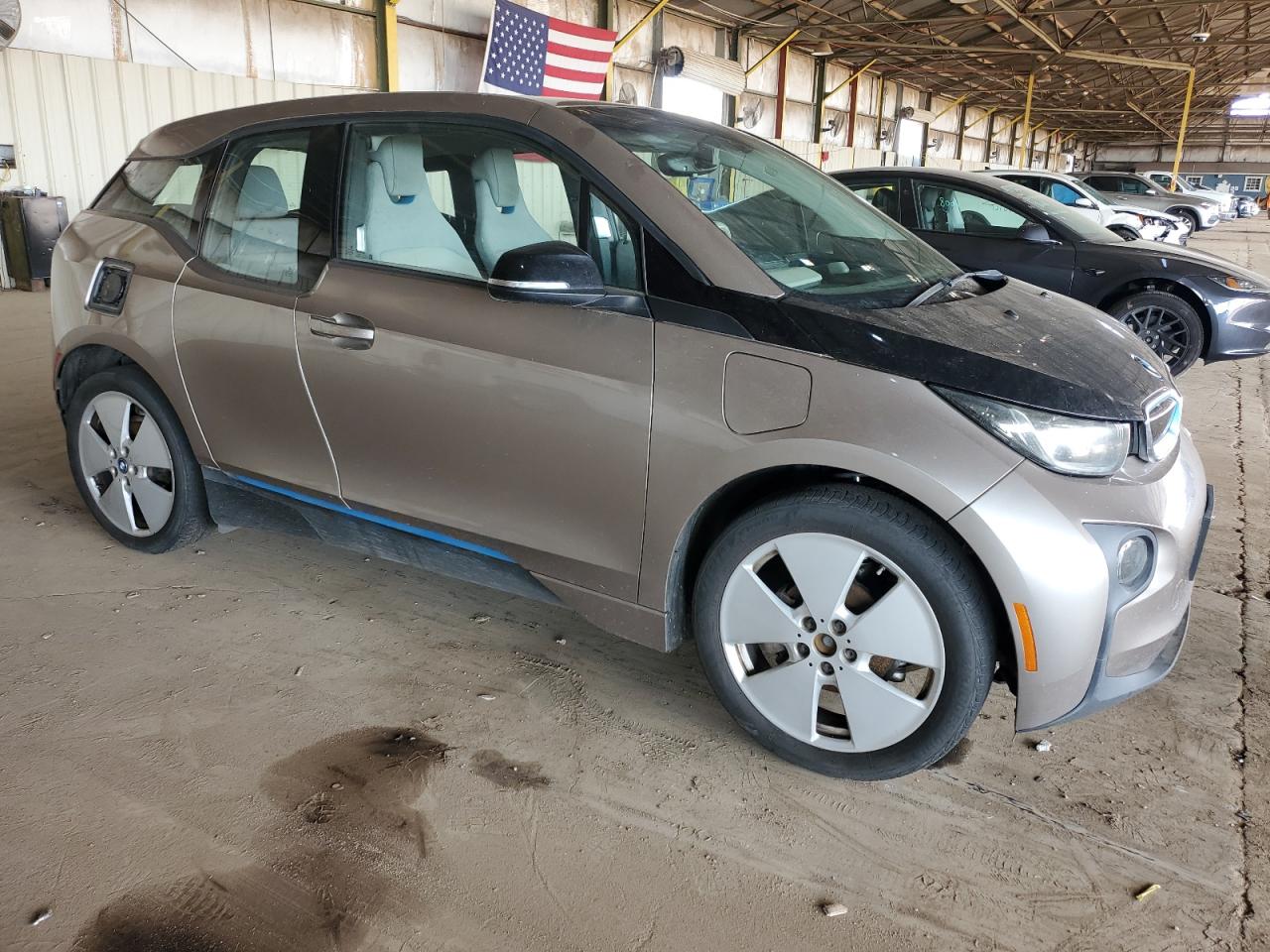 Фото: WBY1Z4C59FV501908