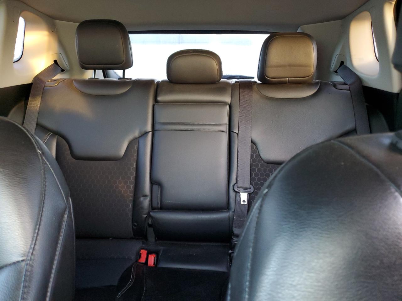 2019 Jeep Compass Latitude VIN: 3C4NJCBB7KT636584 Lot: 84646855