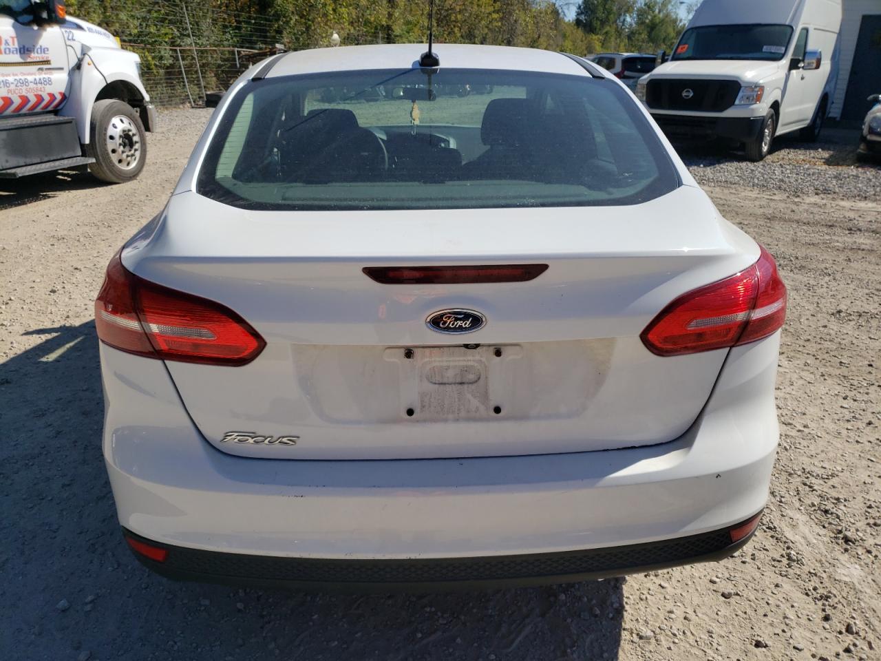 2018 Ford Focus S VIN: 1FADP3E23JL267826 Lot: 85917845