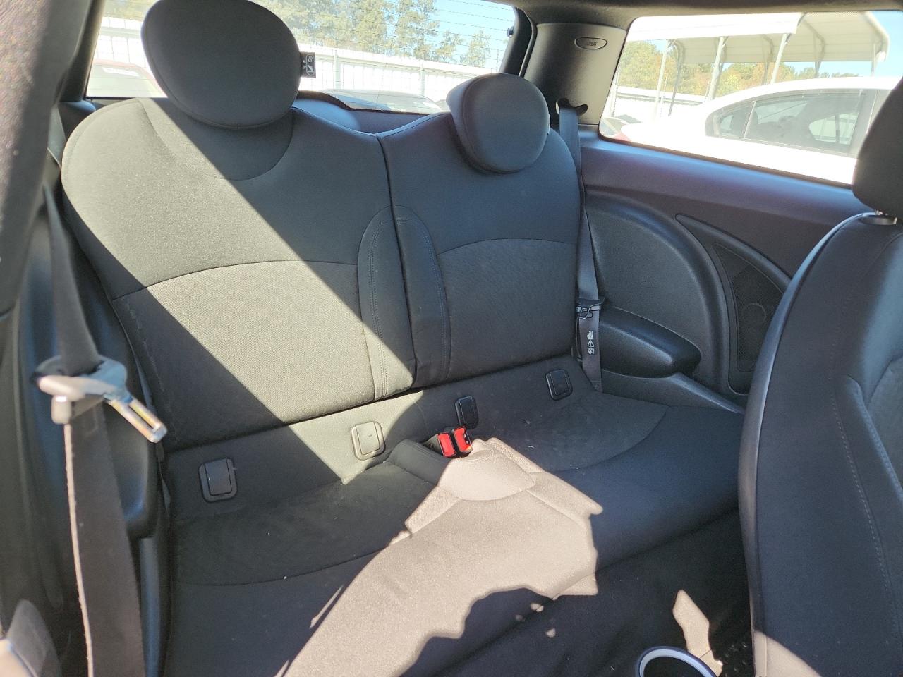 2008 Mini Cooper S VIN: WMWMF73558TT91864 Lot: 86667125