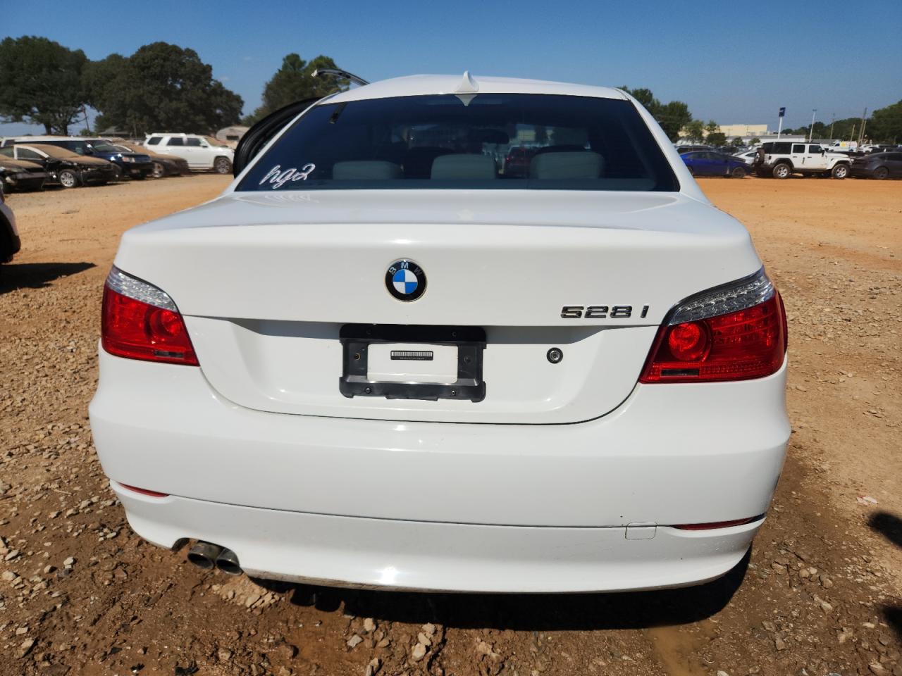 2010 BMW 528 I VIN: WBANU5C52AC124699 Lot: 84448285
