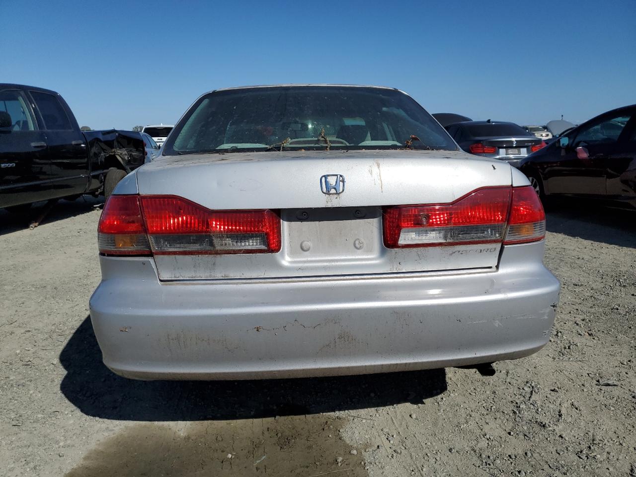 2002 Honda Accord Value VIN: 1HGCF86612A031195 Lot: 82336335