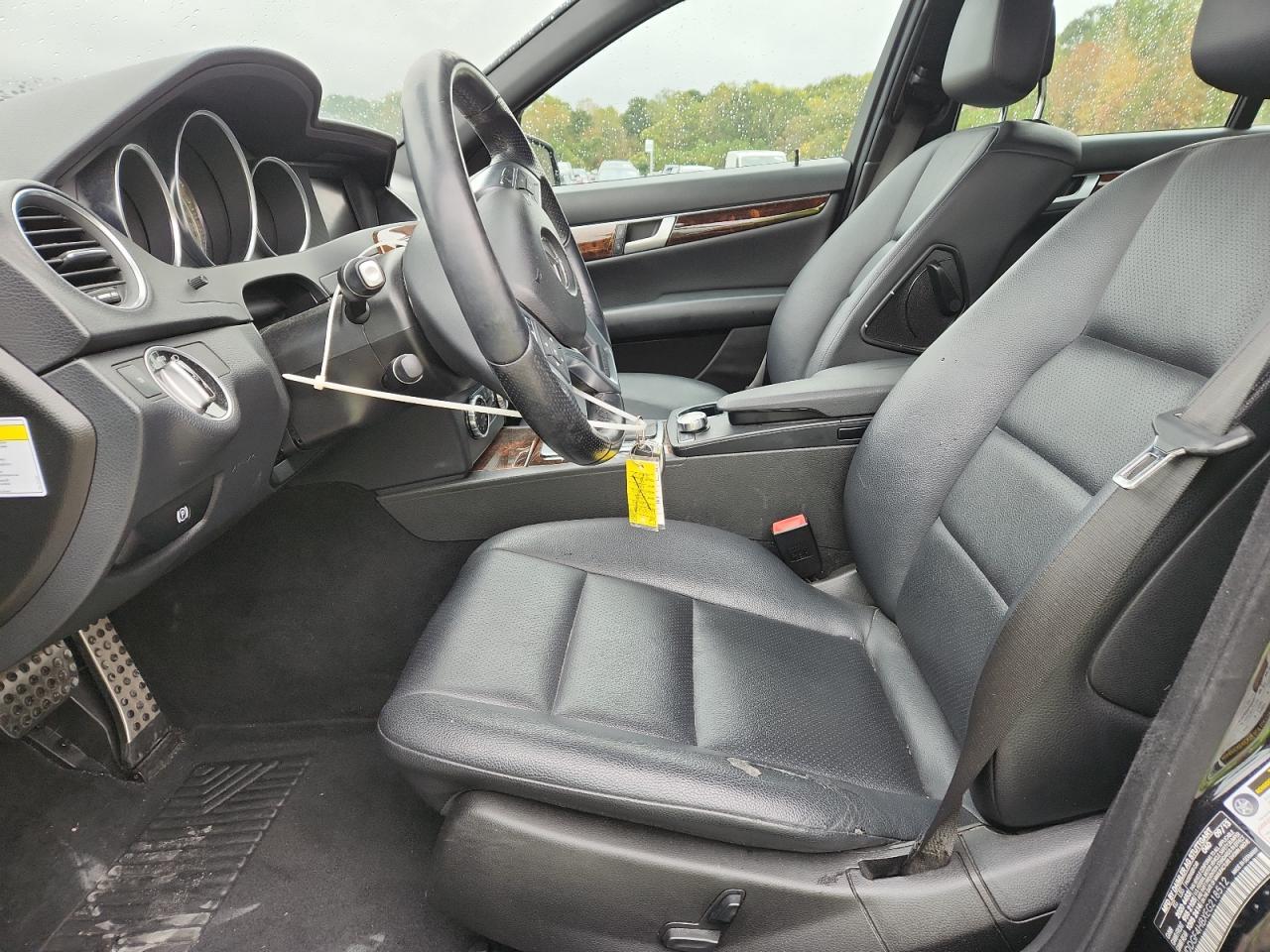 2014 Mercedes-Benz C 250 VIN: WDDGF4HBXEG218512 Lot: 82654125