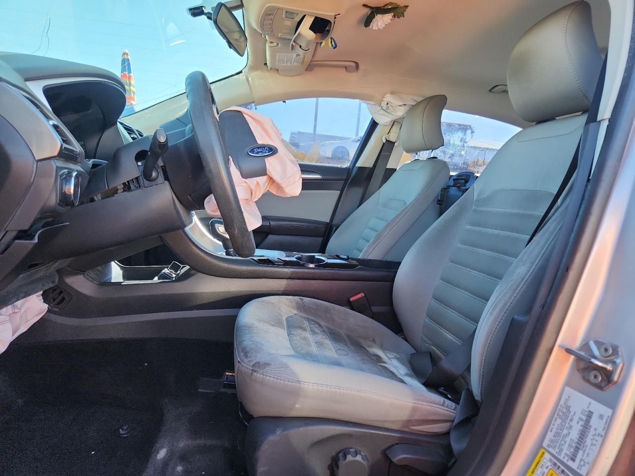 2015 Ford Fusion S VIN: 3FA6P0G79FR182949 Lot: 87085535