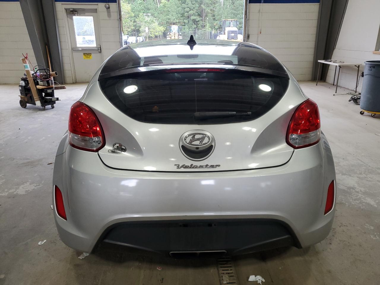 2016 Hyundai Veloster VIN: KMHTC6AD7GU266476 Lot: 84624245