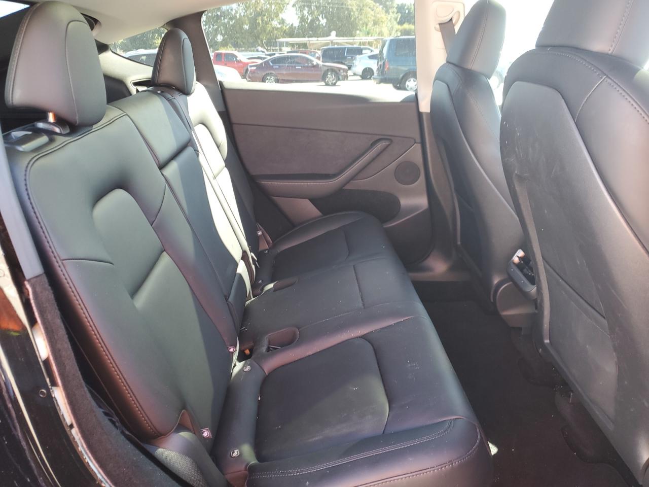 2025 Tesla Model Y VIN: 7SAYGDED3SF247456 Lot: 87261525