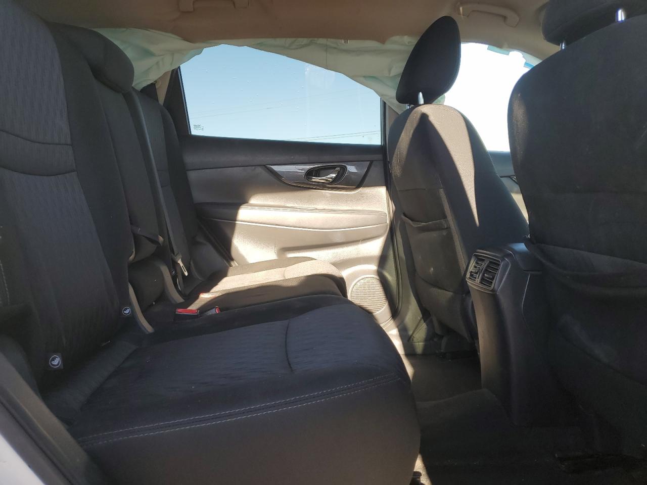 2018 Nissan Rogue S VIN: KNMAT2MT8JP602780 Lot: 84966815