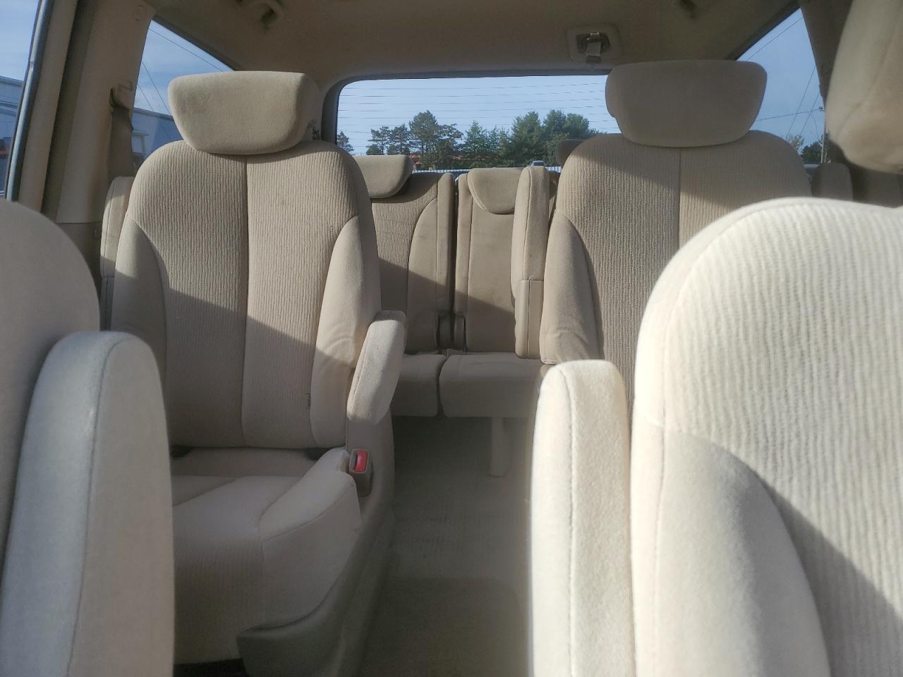 2007 Kia Sedona Ex VIN: KNDMB233376139110 Lot: 85115195