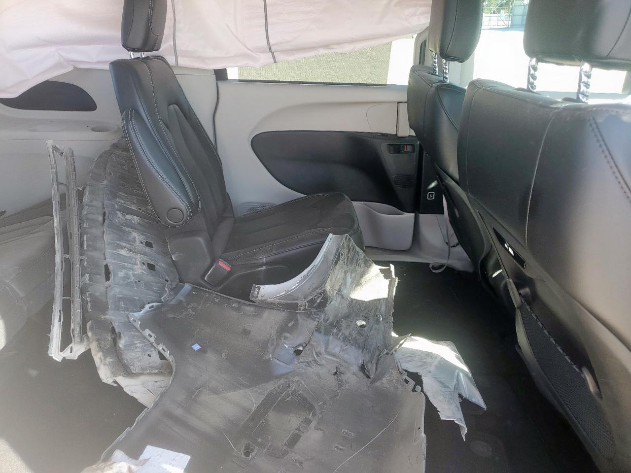 2023 Chrysler Pacifica Touring L VIN: 2C4RC3BG1PR565917 Lot: 86597545