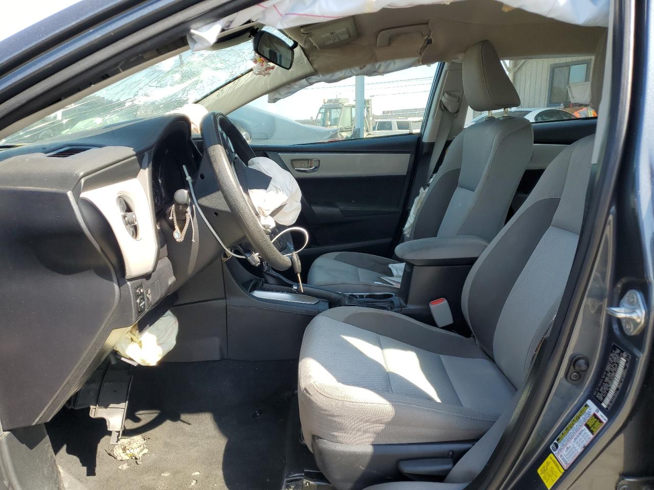 2017 Toyota Corolla L VIN: 2T1BURHE2HC856211 Lot: 82190565