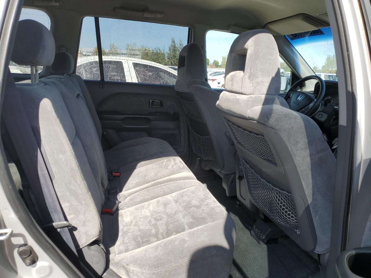 2005 Honda Pilot Ex VIN: 2HKYF18455H003100 Lot: 82081895