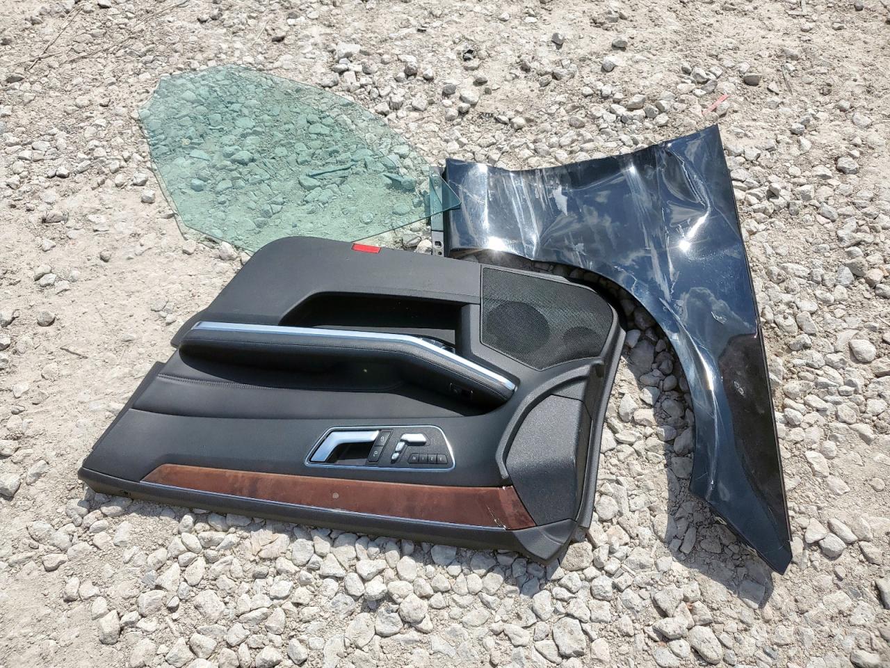 2014 Mercedes-Benz E 350 VIN: WDDHF5KB0EA967440 Lot: 84945535