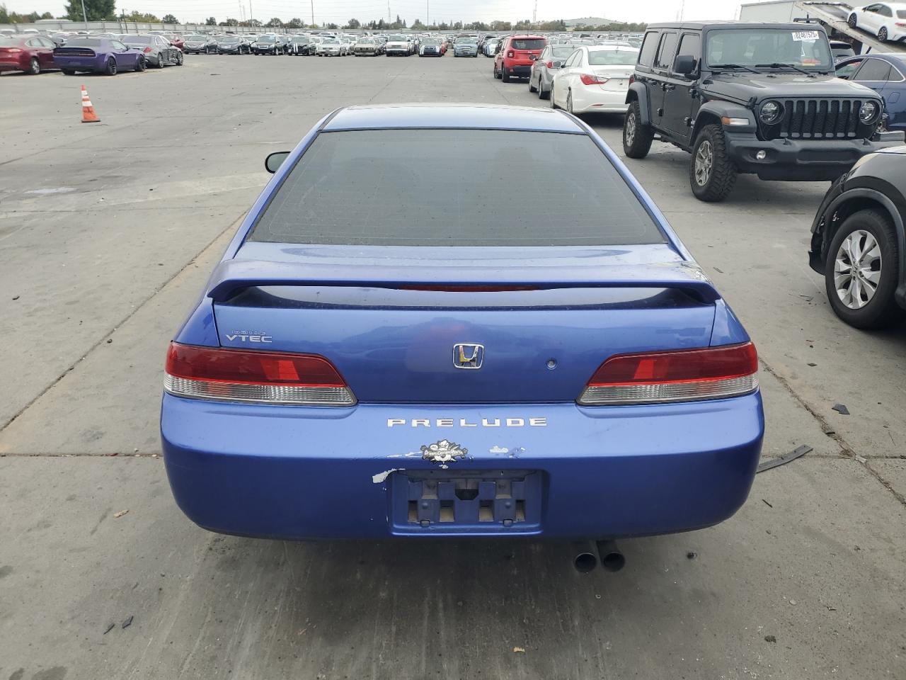 2001 Honda Prelude VIN: JHMBB62411C000111 Lot: 86265585