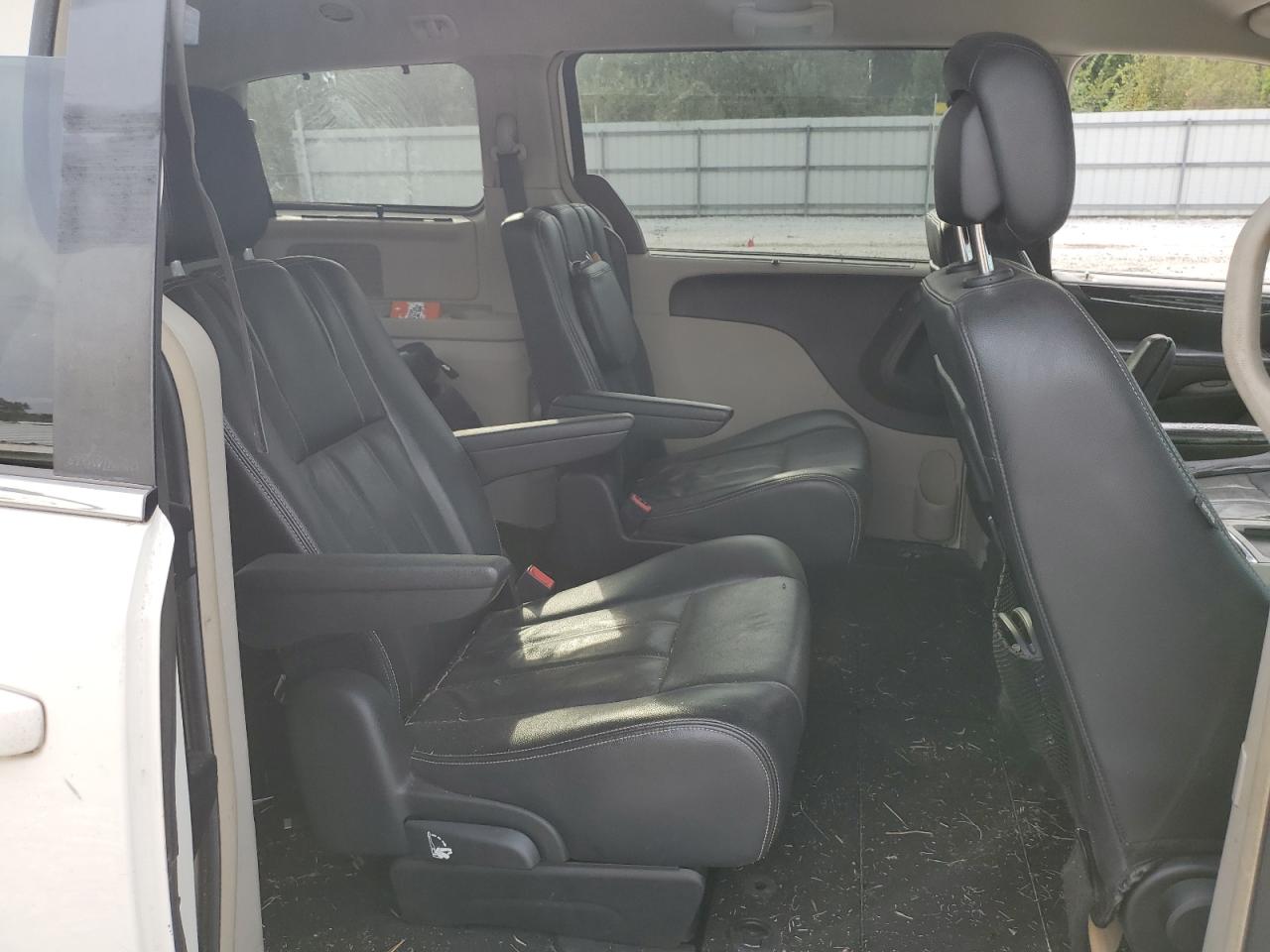 2013 Chrysler Town & Country Touring VIN: 2C4RC1BG1DR565674 Lot: 84481065