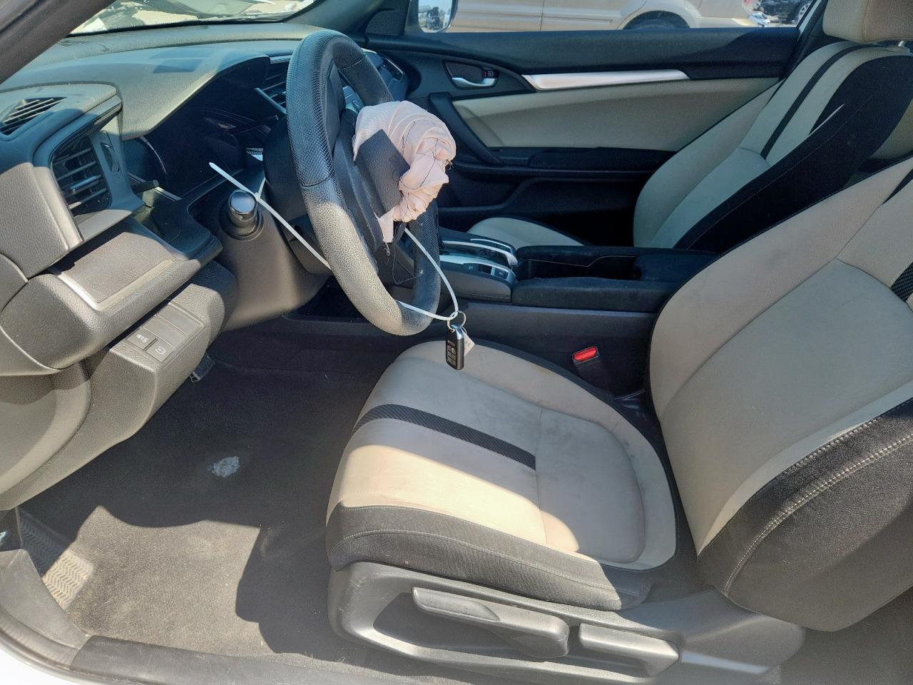 2017 Honda Civic Lx VIN: 2HGFC4B00HH302418 Lot: 84614625