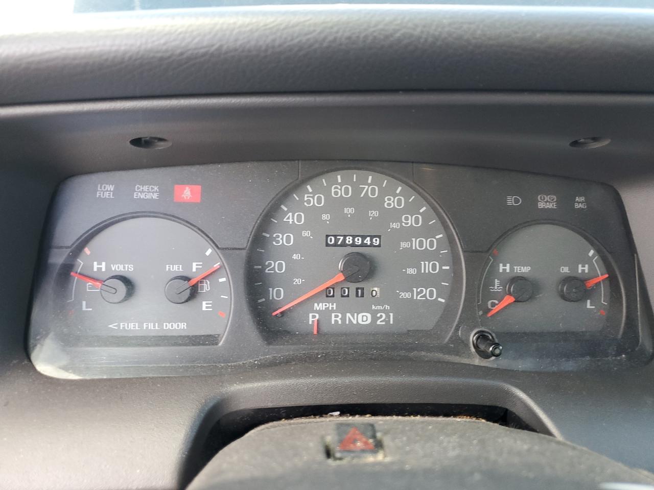 2005 Mercury Grand Marquis Gs VIN: 2MEFM74W95X659594 Lot: 84277265