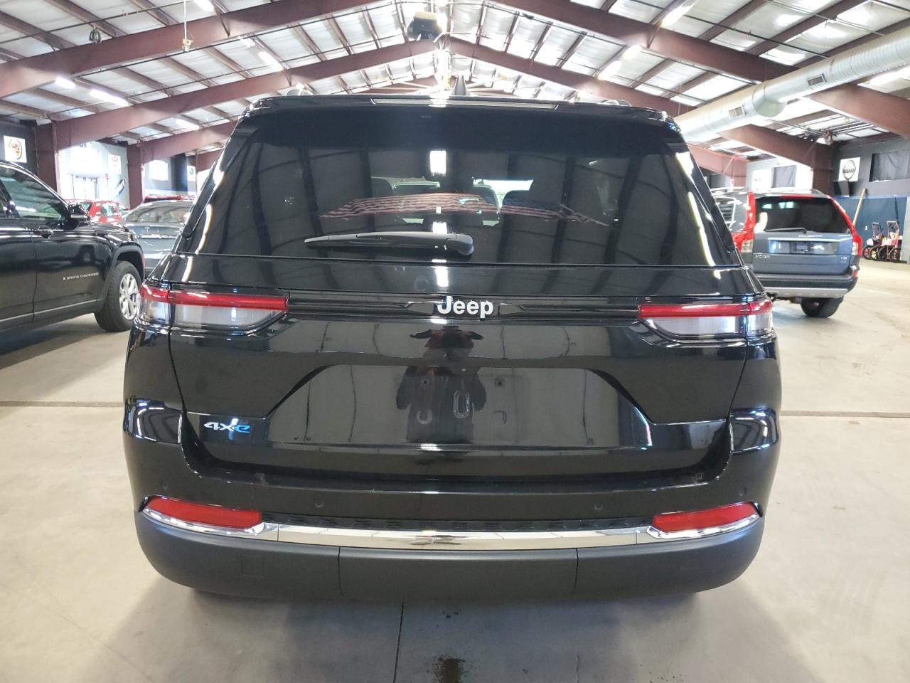 2024 Jeep Grand Cherokee Limited 4Xe VIN: 1C4RJYB67R8516147 Lot: 86189965