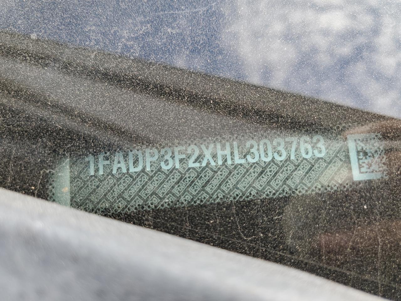 2017 Ford Focus Se VIN: 1FADP3F2XHL303763 Lot: 86119395