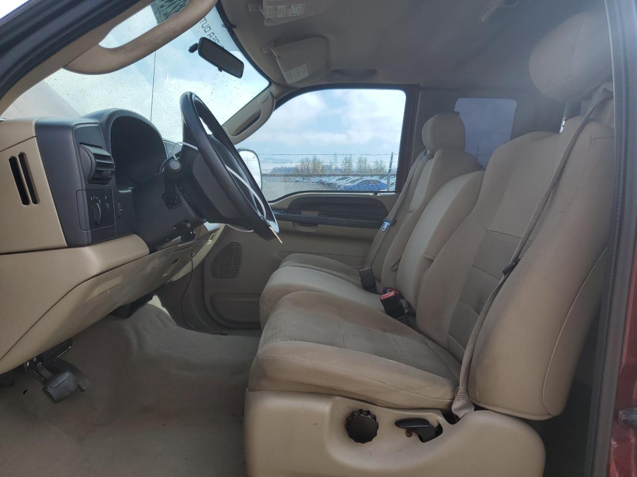 2005 Ford F250 Super Duty VIN: 1FTSX21535ED01060 Lot: 82191225