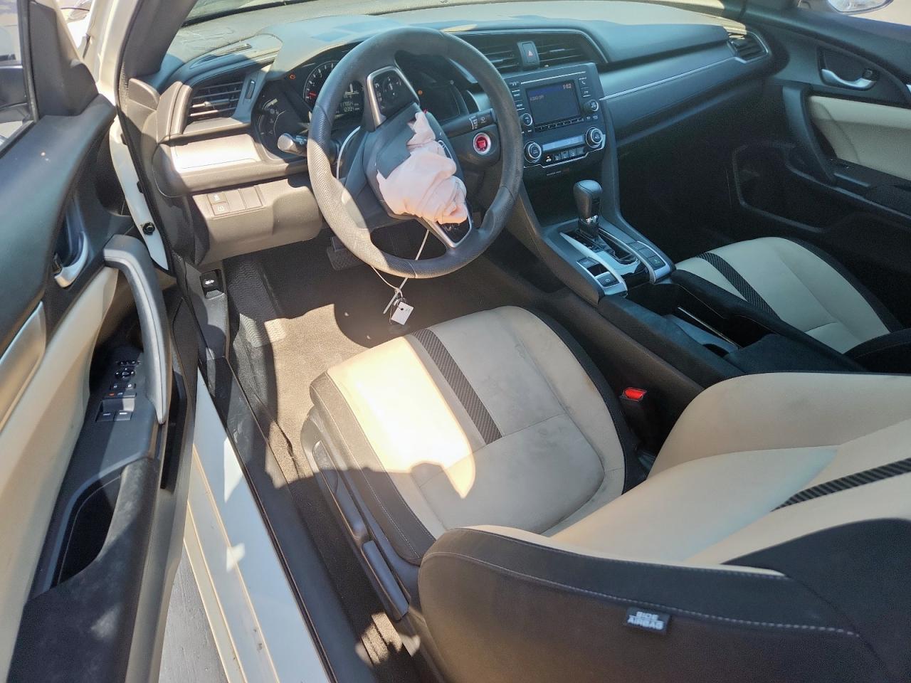 2017 Honda Civic Lx VIN: 2HGFC4B00HH302418 Lot: 84614625