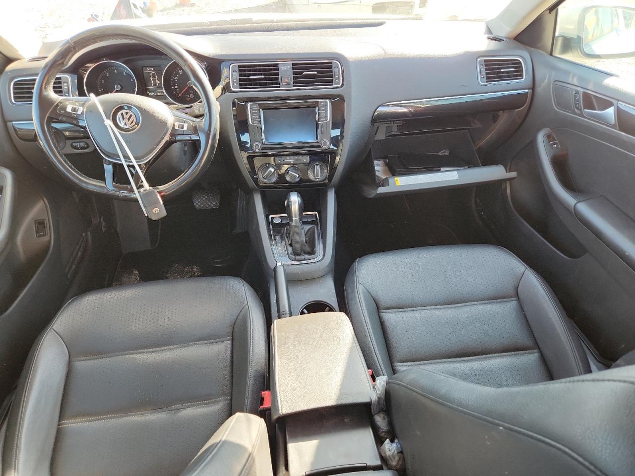 2016 Volkswagen Jetta Sel VIN: 3VWL17AJ5GM309915 Lot: 84253025