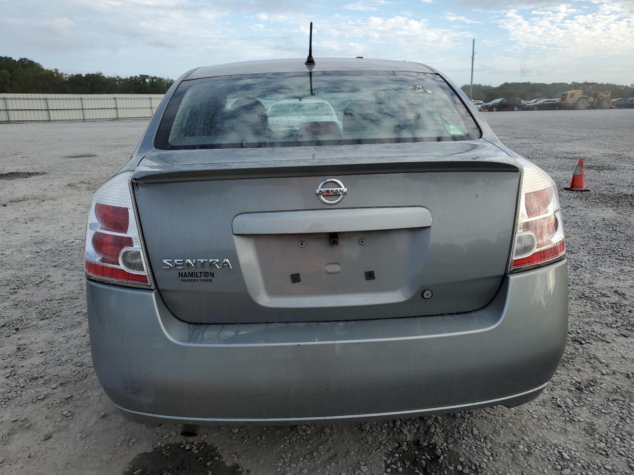 2008 Nissan Sentra 2.0 VIN: 3N1AB61E58L689305 Lot: 82207885