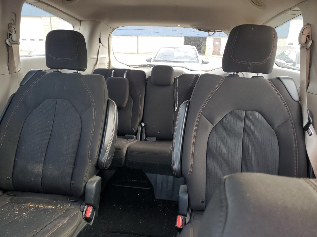 2017 Chrysler Pacifica Touring VIN: 2C4RC1DG0HR684125 Lot: 86835125