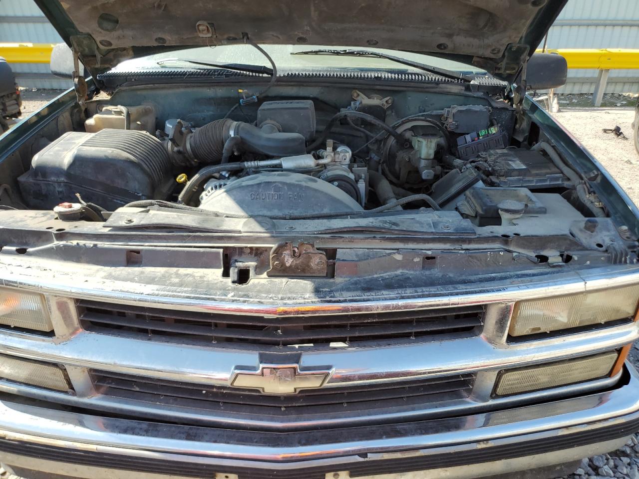 1997 Chevrolet Gmt-400 K1500 VIN: 2GCEK19R5V1143996 Lot: 85831275