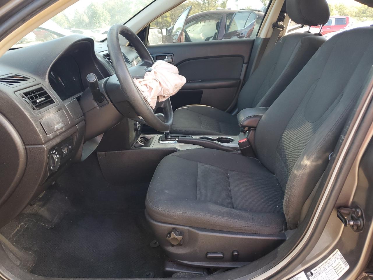 2011 Ford Fusion Se VIN: 3FAHP0HA1BR127912 Lot: 86093765