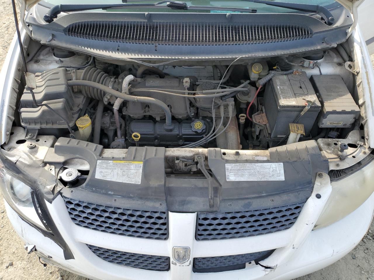 2004 Dodge Grand Caravan Se VIN: 1D4GP24R04B593290 Lot: 87129365