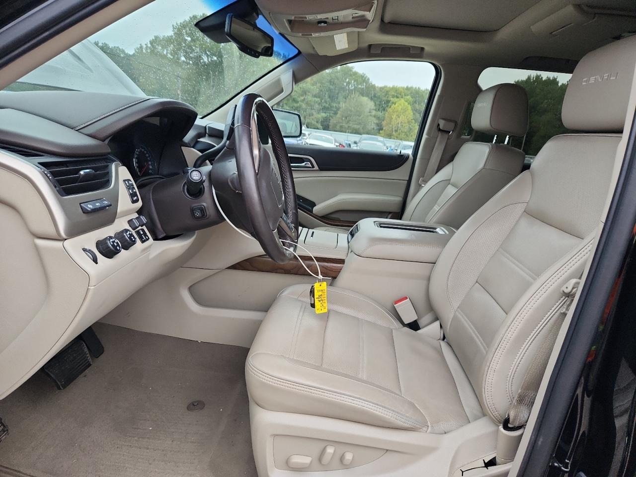 2019 GMC Yukon Denali VIN: 1GKS2CKJXKR397133 Lot: 89829895