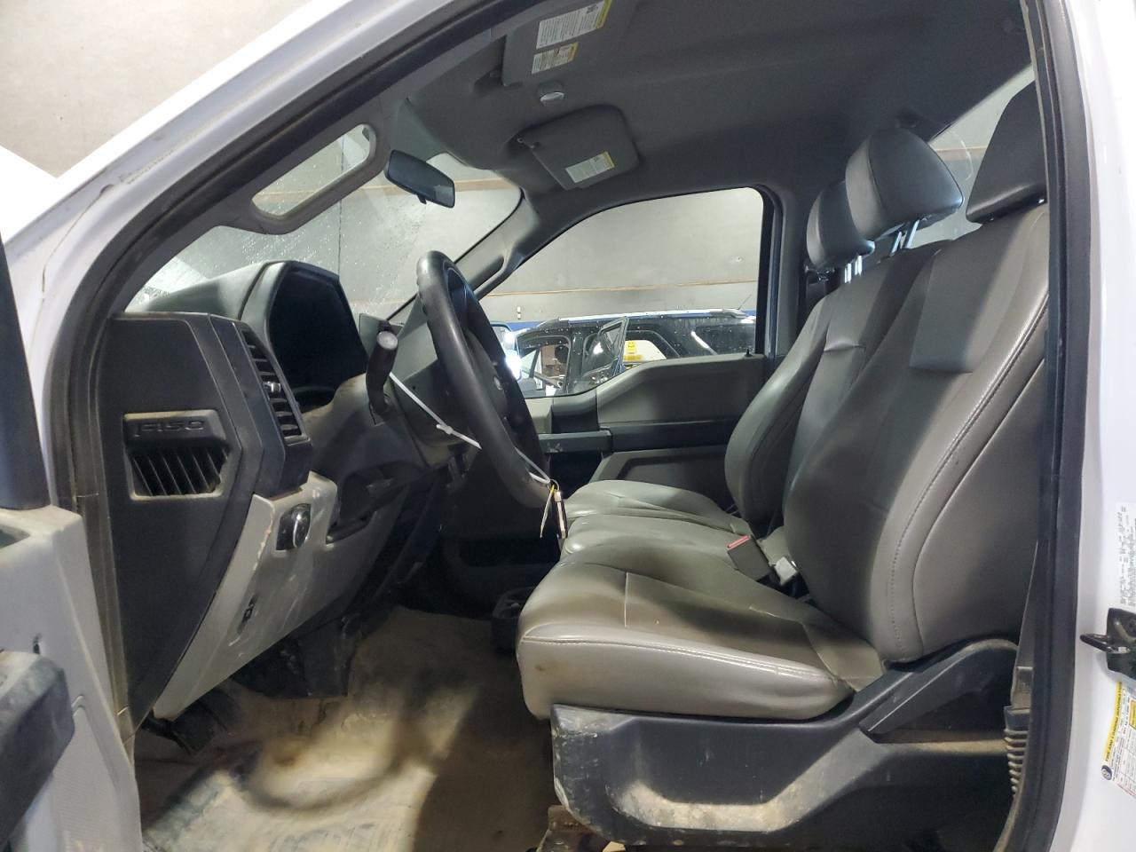 2016 Ford F150 VIN: 1FTMF1C81GKE48947 Lot: 87239385