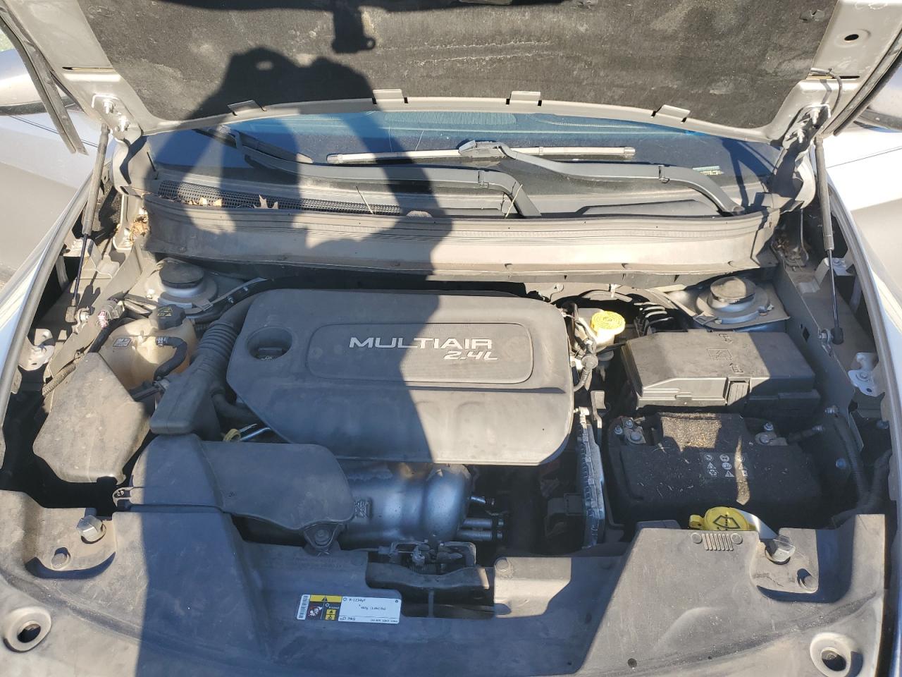 2017 Jeep Cherokee Latitude VIN: 1C4PJLCB4HW660805 Lot: 90220435