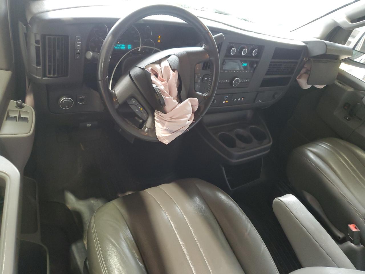 2022 Chevrolet Express G2500 VIN: 1GCWGAFP0N1174782 Lot: 86070685