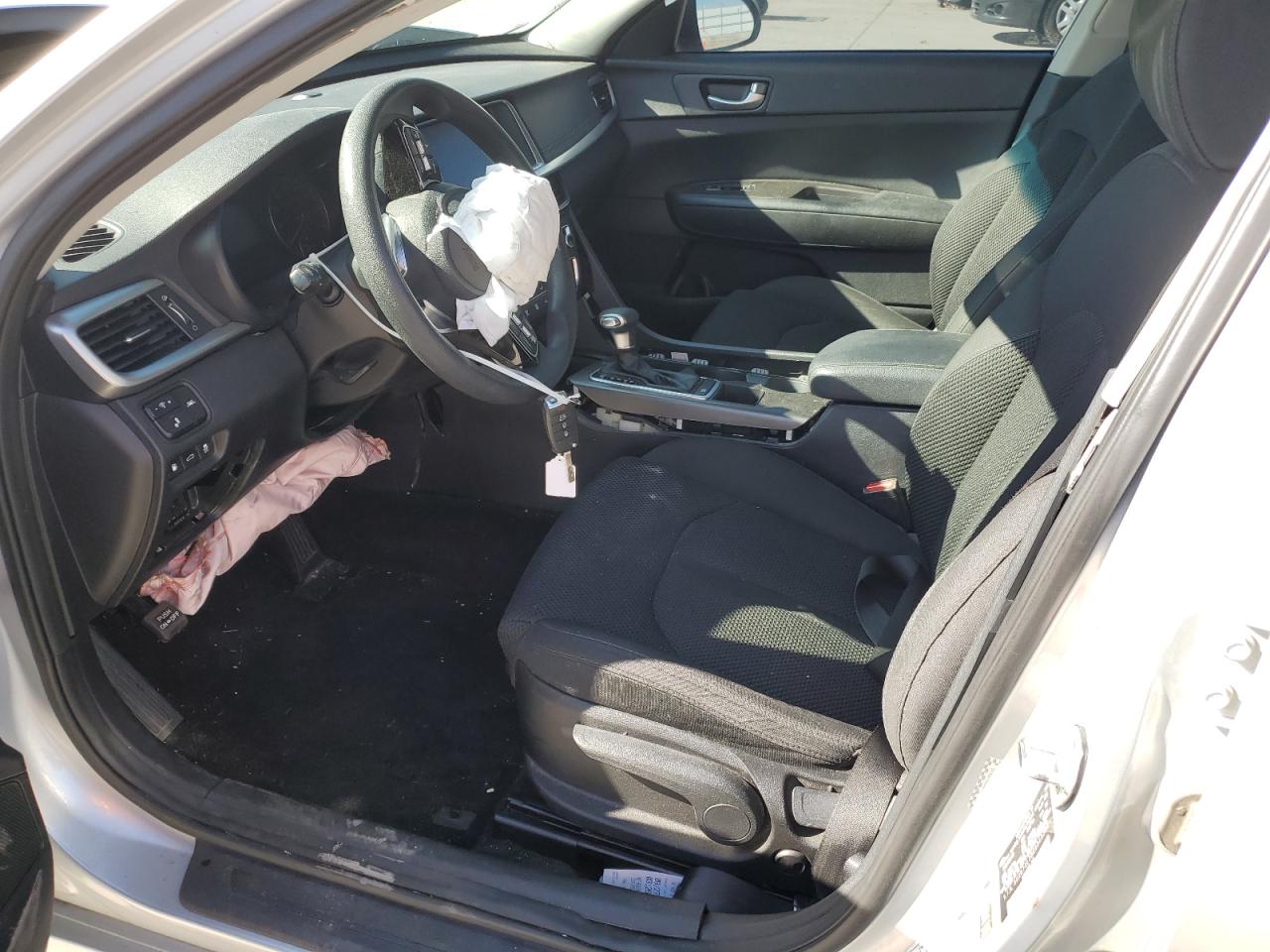 2019 Kia Optima Lx VIN: 5XXGT4L38KG349329 Lot: 84960325