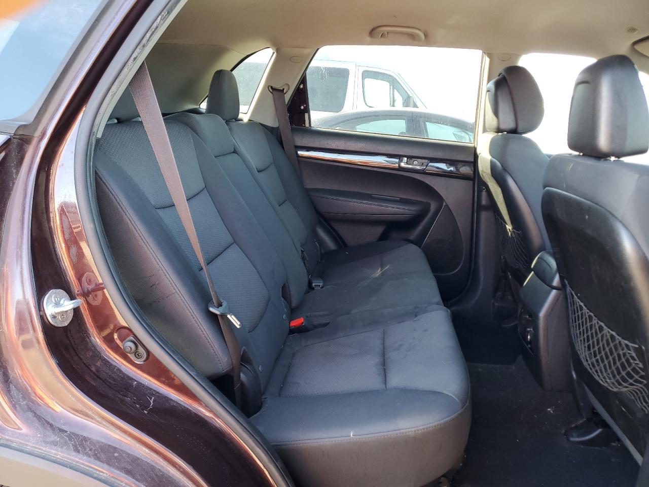 2012 Kia Sorento Base VIN: 5XYKTDA63CG266346 Lot: 82218615