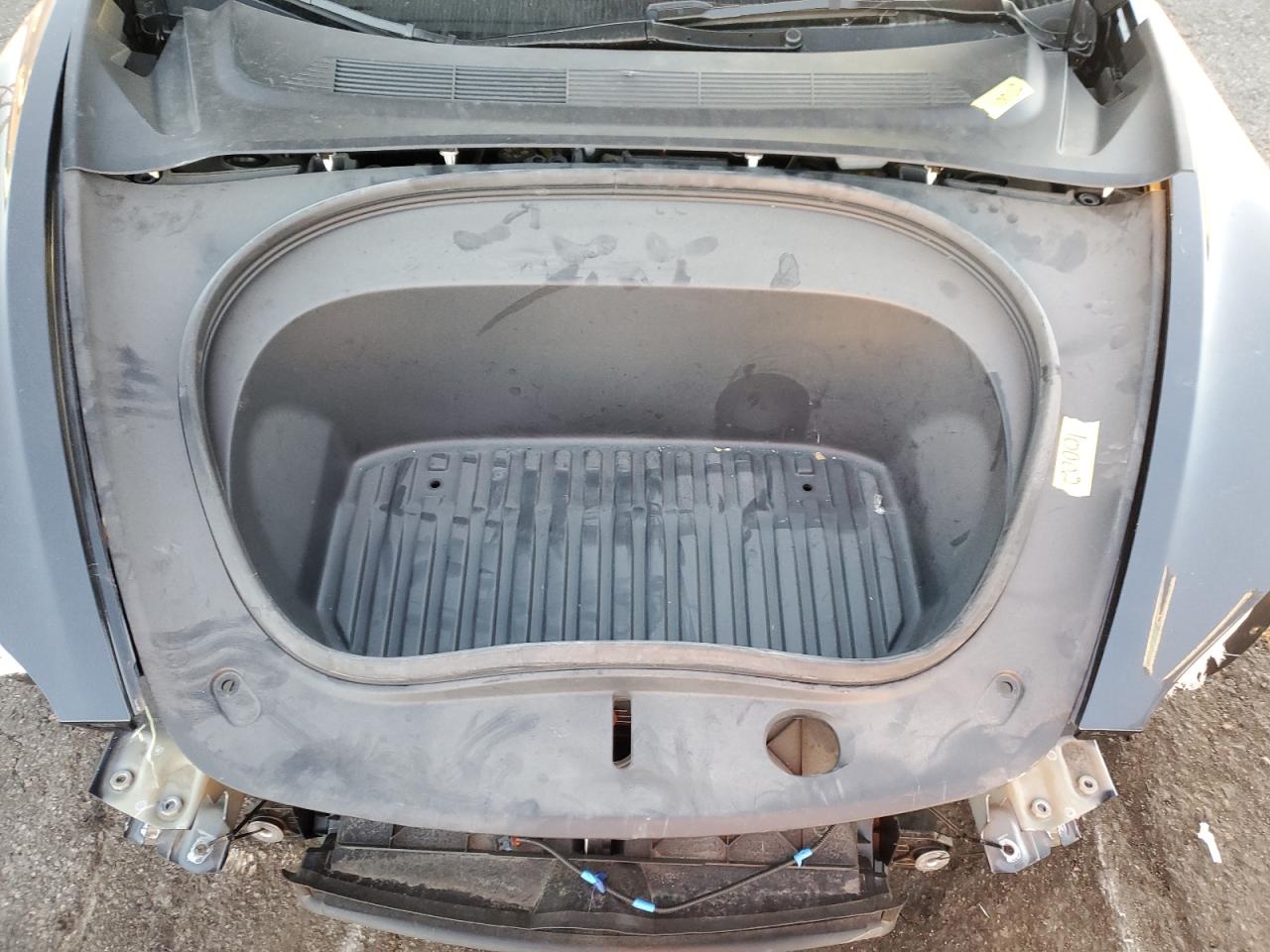 2025 Tesla Model 3 VIN: 5YJ3E1EBXSF882944 Lot: 90316195