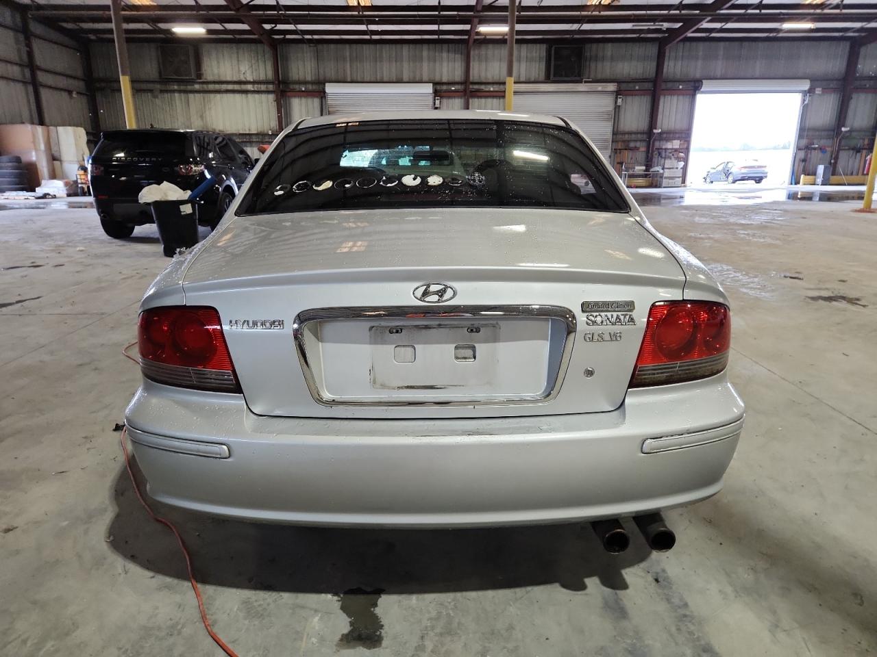 2002 Hyundai Sonata Gls VIN: KMHWF35H62A529647 Lot: 86256775