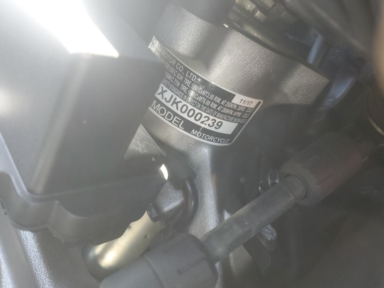 2018 Honda Gl1800 VIN: JH2SC790XJK000239 Lot: 81954905