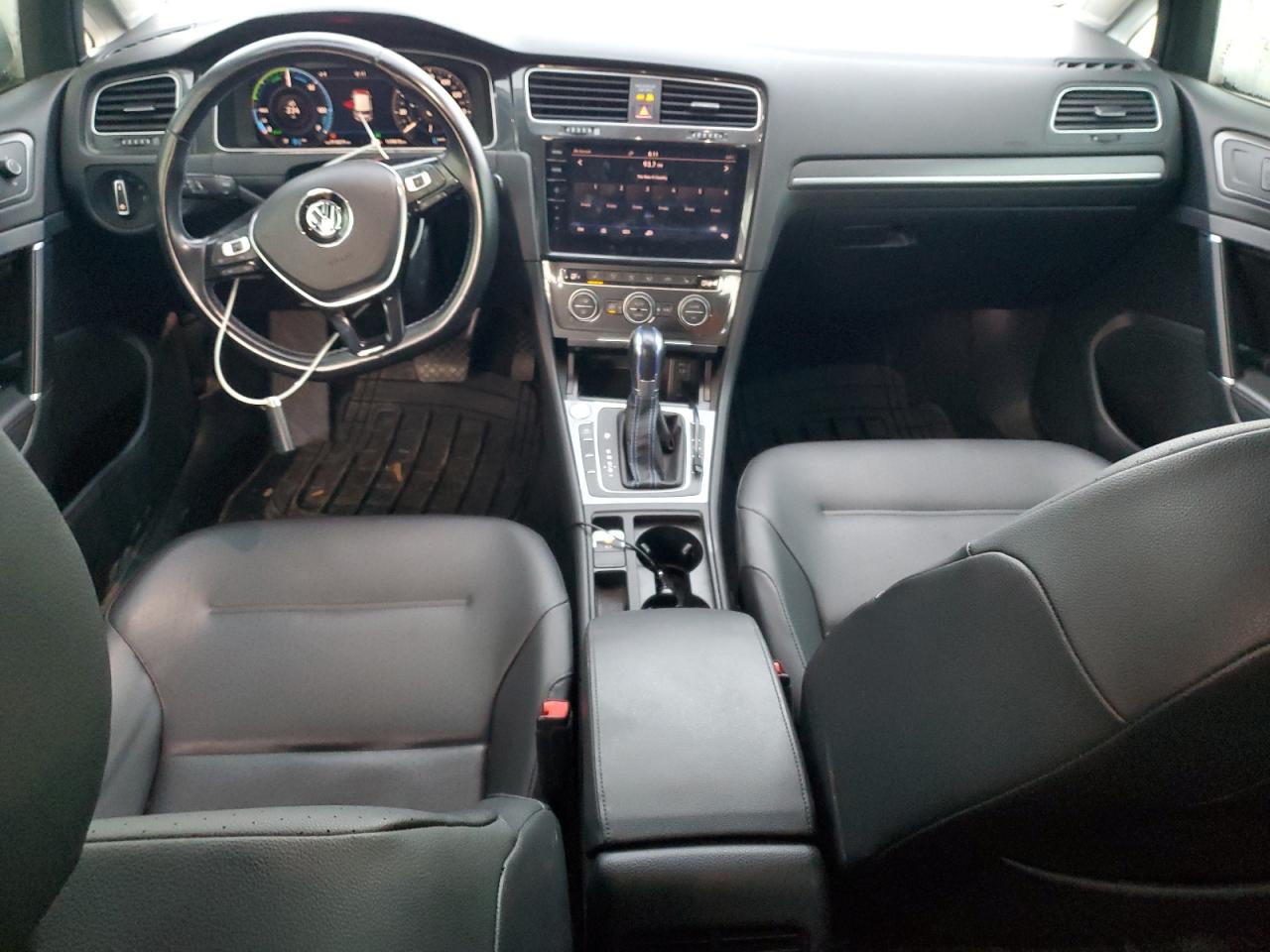 2018 Volkswagen E-Golf Sel Premium VIN: WVWPR7AU5JW913558 Lot: 90082345