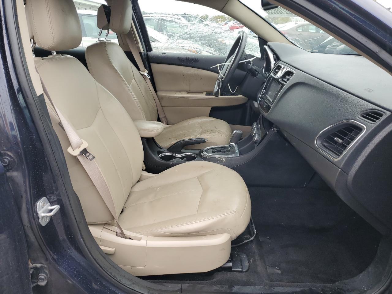 2012 Chrysler 200 Limited VIN: 1C3CCBCG0CN258295 Lot: 82218835