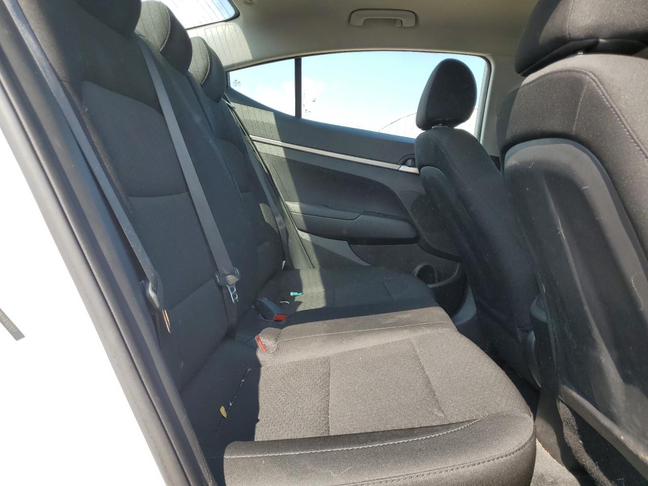 2019 Hyundai Elantra Se VIN: 5NPD74LF7KH410207 Lot: 82374625