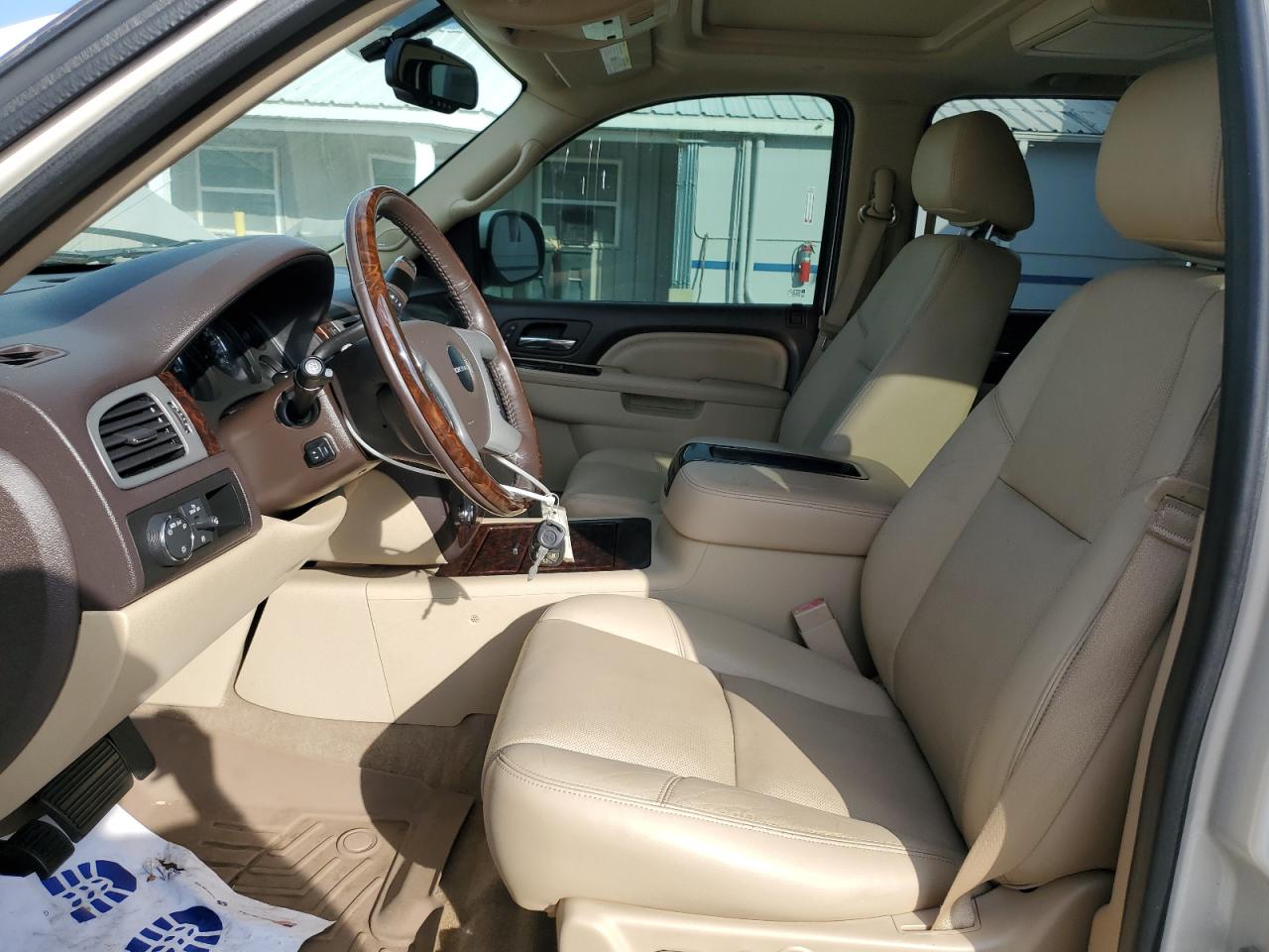 2013 GMC Yukon Xl Denali VIN: 1GKS2MEF4DR160492 Lot: 85172825