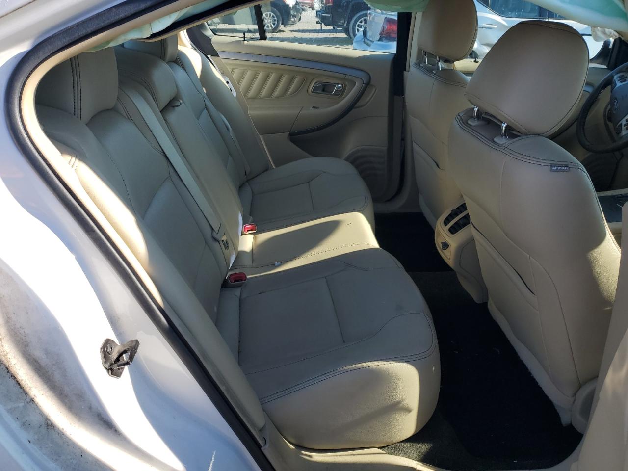 2015 Ford Taurus Sel VIN: 1FAHP2E8XFG113615 Lot: 90836285