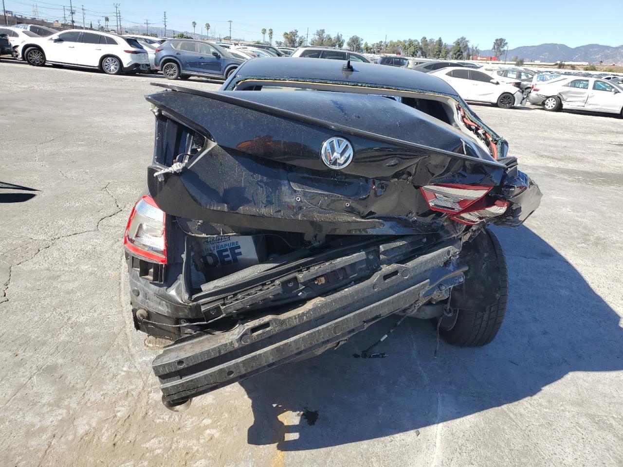 2015 Volkswagen Passat Sel VIN: 1VWCV7A39FC035768 Lot: 89872625