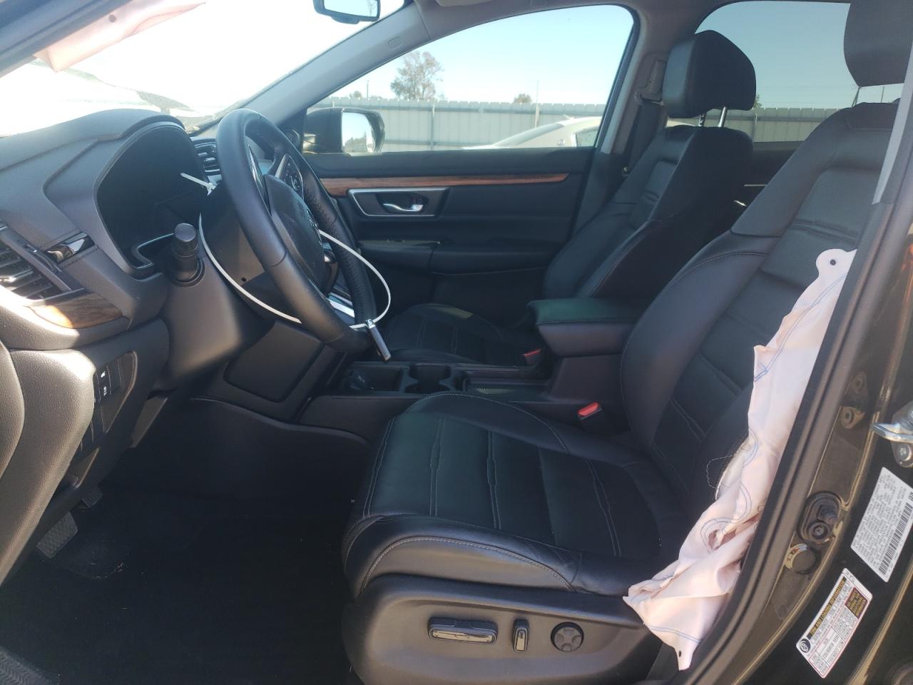 2017 Honda Cr-V Touring VIN: 2HKRW2H94HH660304 Lot: 82678005