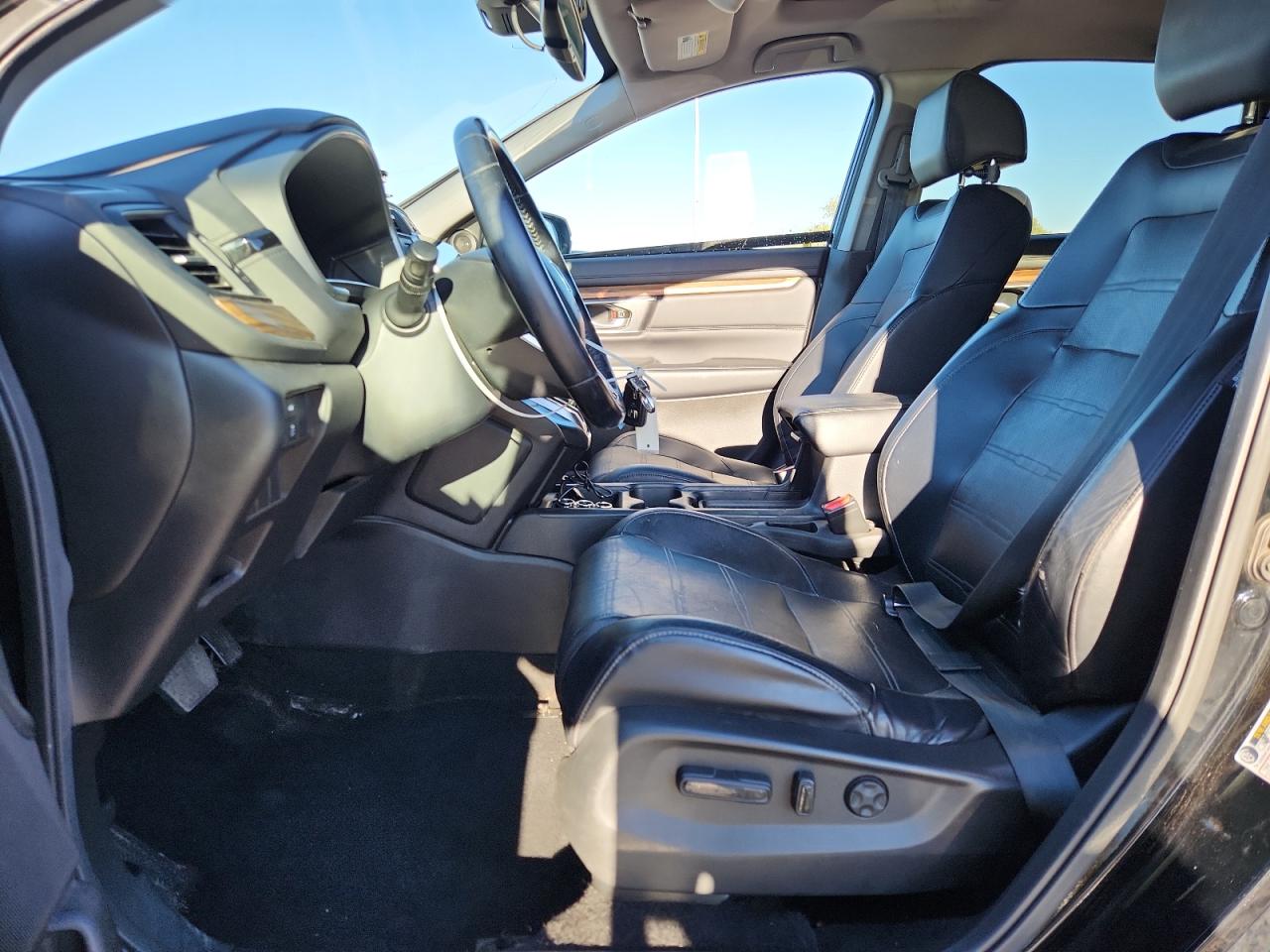 2018 Honda Cr-V Touring VIN: 7FARW2H93JE089896 Lot: 86536355