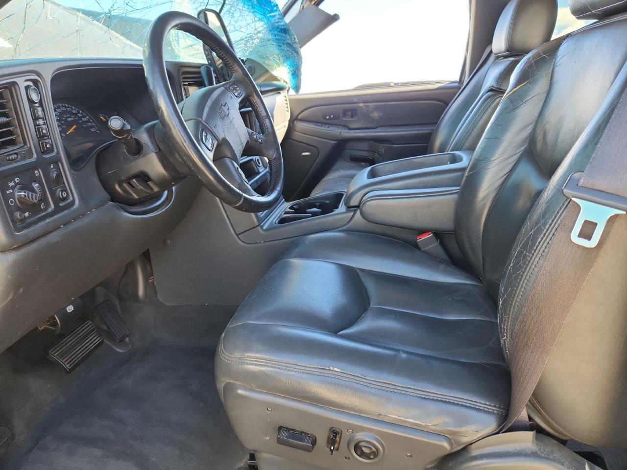 2004 Chevrolet Avalanche K1500 VIN: 3GNEK12T44G174563 Lot: 86890205